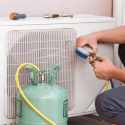A Guide to AC Refrigerant Leaks