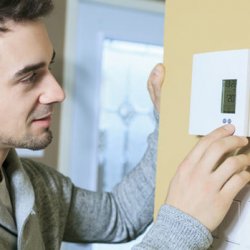 How Does a Thermostat Work? 5 Energy Saving Tips