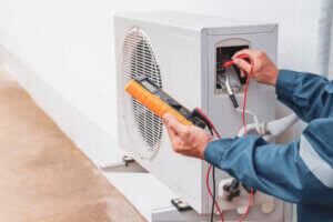 How to Check Your AC Refrigerant Level