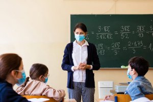 How to Improve Indoor Air Quality in Classrooms