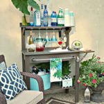 Outdoor Entertaining Tips for Staying Cool