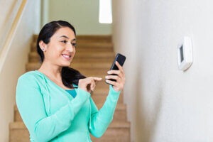 Benefits of Smart Thermostats and AC Installation