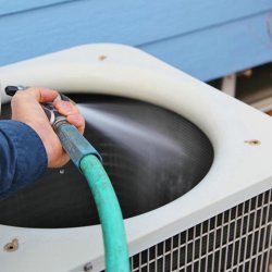 Spring Air Conditioner Cleaning – 5 Things You Need to Clean from Your AC System