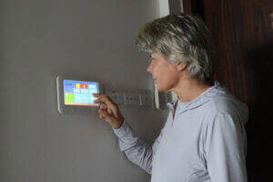 Thermostat Programming Tips for Summer